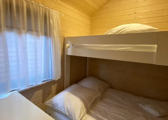 Parque de vacaciones Caloroczne Alex